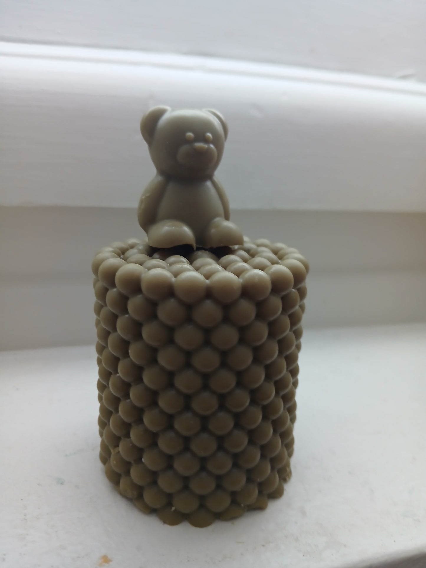 The piller bear candle