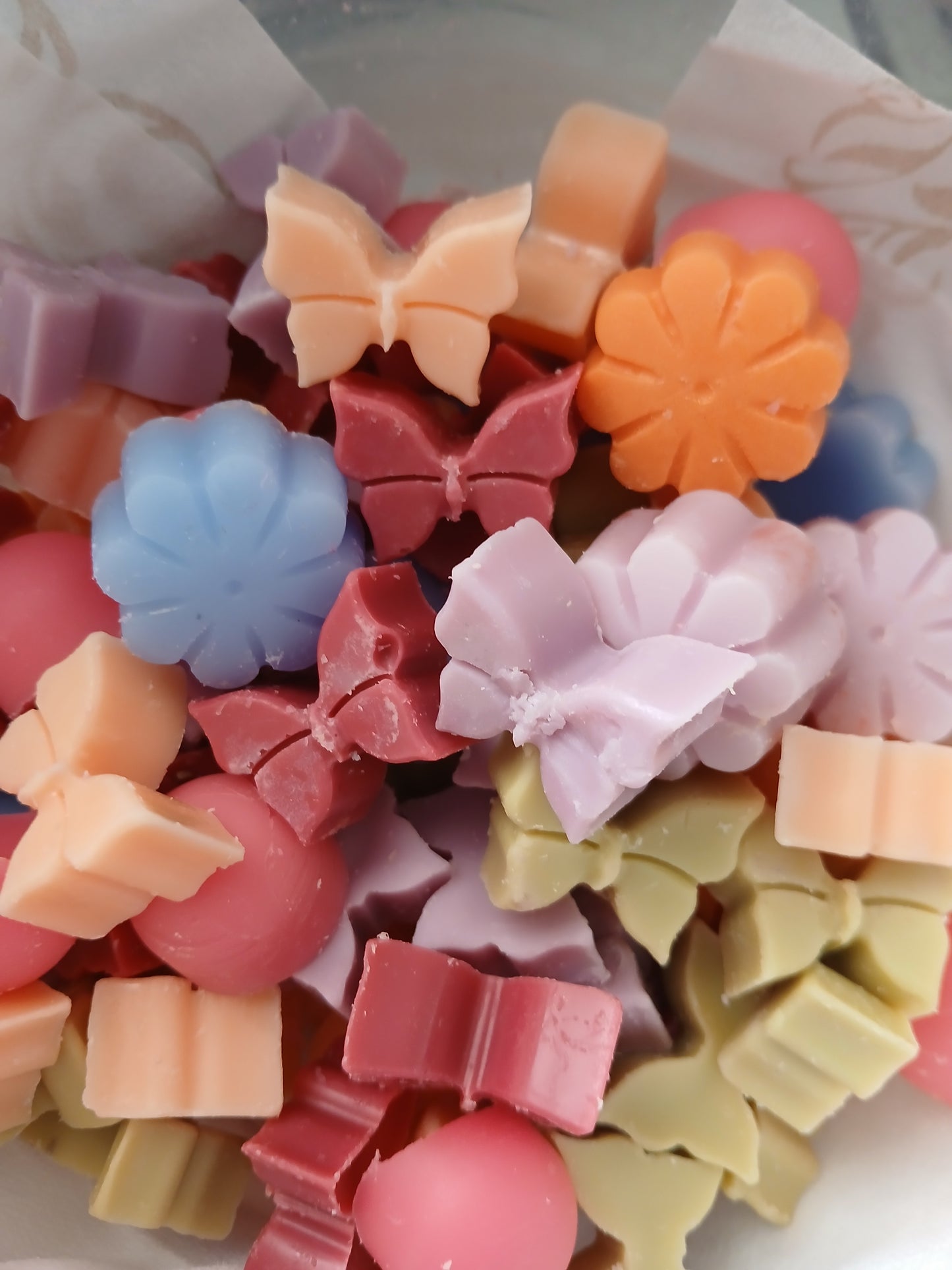 Butterfly and flowers wax melts jelly bean scent