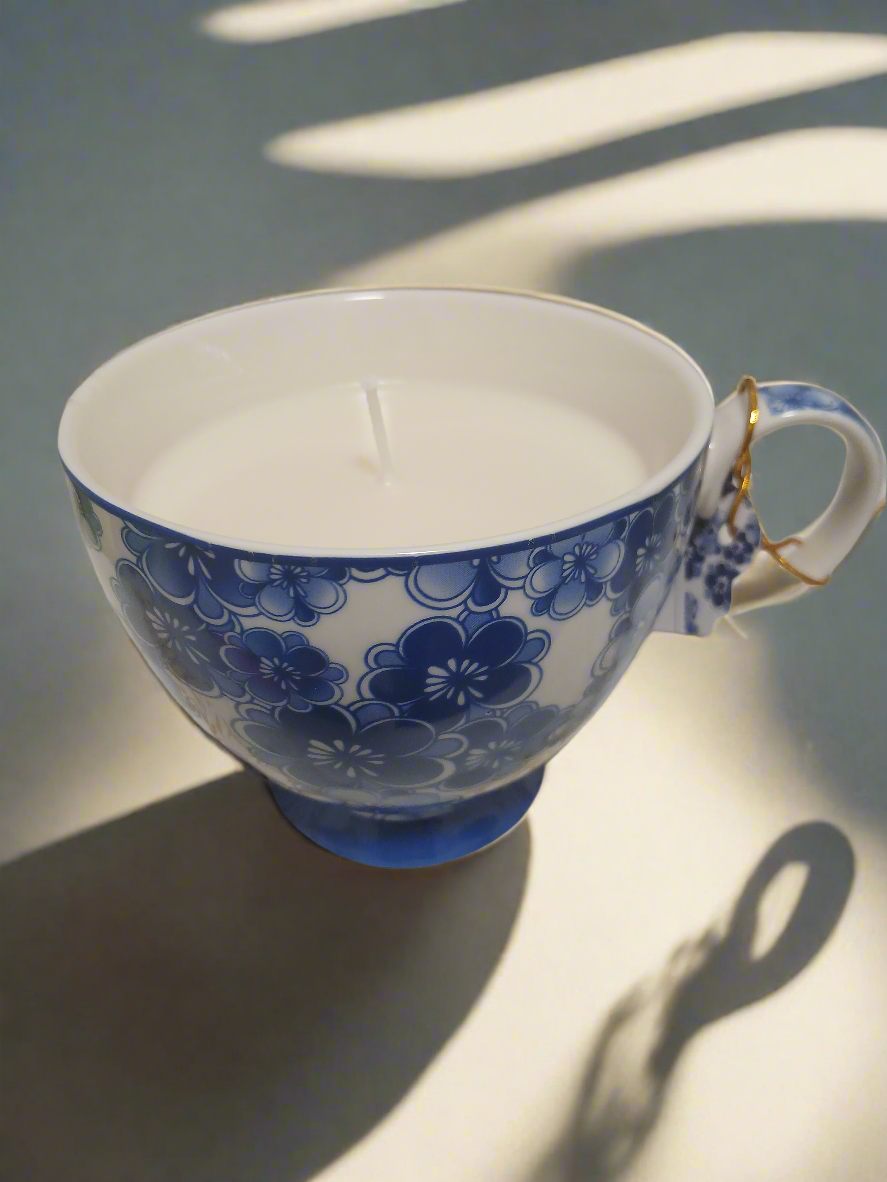 Pottery candle