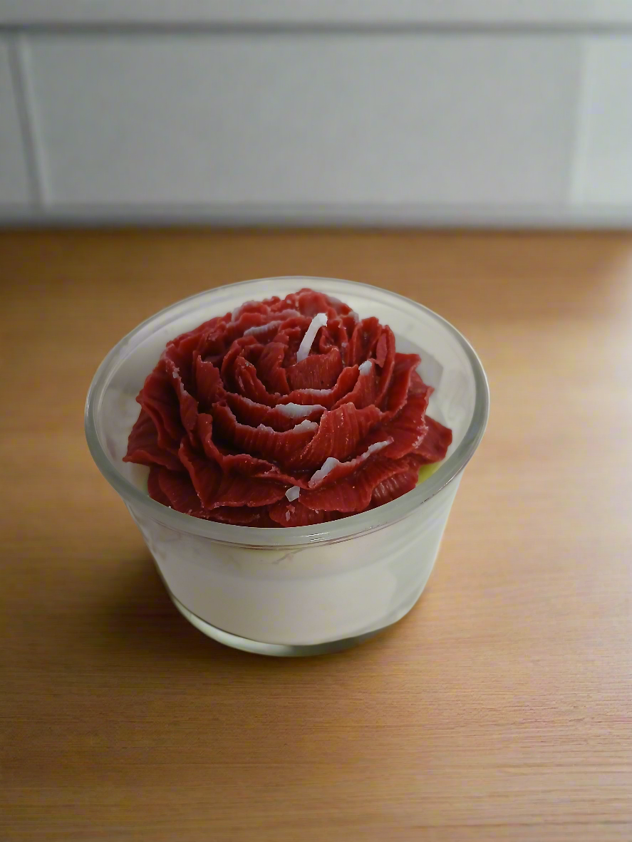 The red rose candle